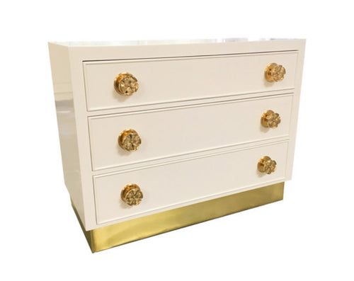 Daisy Dresser