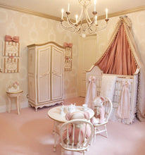 Load image into Gallery viewer, Petit Trésor Custom Baby Bedding