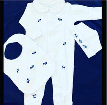 Load image into Gallery viewer, Petit Tresor Layette Set: Busy Bees