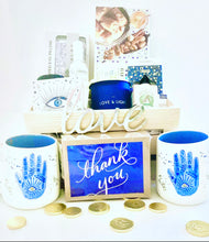 Load image into Gallery viewer, Luxury Holiday Gift Baskets