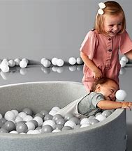Load image into Gallery viewer, Round Velvet Ball Pit  (100 cm x 30 cm)