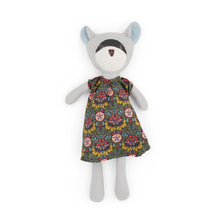 Load image into Gallery viewer, Hazel Village Dolls